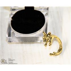 NEW PUG LOOKING DOGGY RING. JEWELRY