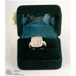 LADIES FASHION RING WITH CUBIC ZIRCONIA -