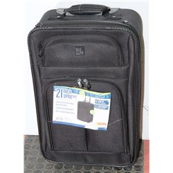 PROTEGE 21" UPRIGHT CARRY ON LUGGAGE