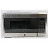 Image 1 : #19-GE MICROWAVE /700W