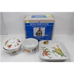 ROYAL WORCESTER 4PC MICROWAVE SAFE DISH SET