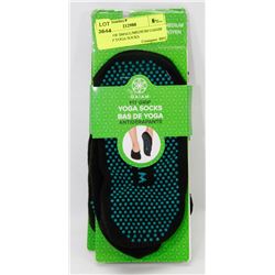 3 PAIRS OF SMALL/MEDIUM GAIAM FIT GRIP YOGA SOCKS