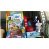 Image 1 : KIDS EASEL ART PAD AND FIRETRUCK TOY