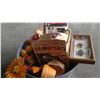 Image 1 : METAL WASH TUB WITH CONTENTS
