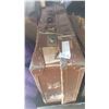 Image 1 : THREE VINTAGE SUITCASES