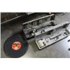 Image 1 : FOUR CUTTING DISCS