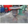 Image 2 : CAST IRON PLANTER