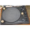 Image 2 : YAMAHA PF-60 TURNTABLE WORKING