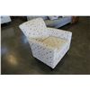 Image 2 : URBAN BARN DESIGNER ARMCHAIR