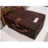 Image 2 : PICNIC BASKET