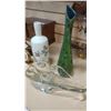 Image 1 : TWO VASES AND ART GLASS DISH