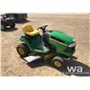 Image 2 : JOHN DEERE LA115 RIDING MOWER