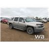 Image 2 : 2002 CHEV AVALANCHE