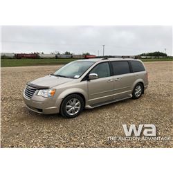 2009 CHRYSLER TOWN & COUNTRY MINIVAN