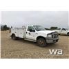 Image 2 : 2005 FORD F350 SERVICE TRUCK