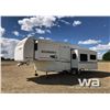 Image 1 : 2002 HITCH HIKER II TRAVEL TRAILER