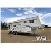 Image 2 : 2002 CITATION TRAVEL TRAILER