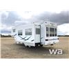 Image 4 : 2002 CITATION TRAVEL TRAILER