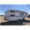 Image 3 : 1999 FRONTIER CUSTOM COACH TRAVEL TRAILER