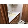 Image 9 : 1994 RUSTLER TRAVEL TRAILER RT270