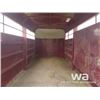 Image 6 : 2001 GOERTZEN STOCK TRAILER