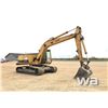 Image 2 : CATERPILLAR 225B EXCAVATOR