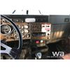 Image 9 : 1995 KENWORTH T800 TEXAS BED TRUCK