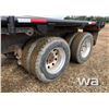 Image 17 : 2003 IHC 5900 T/A BED TRUCK