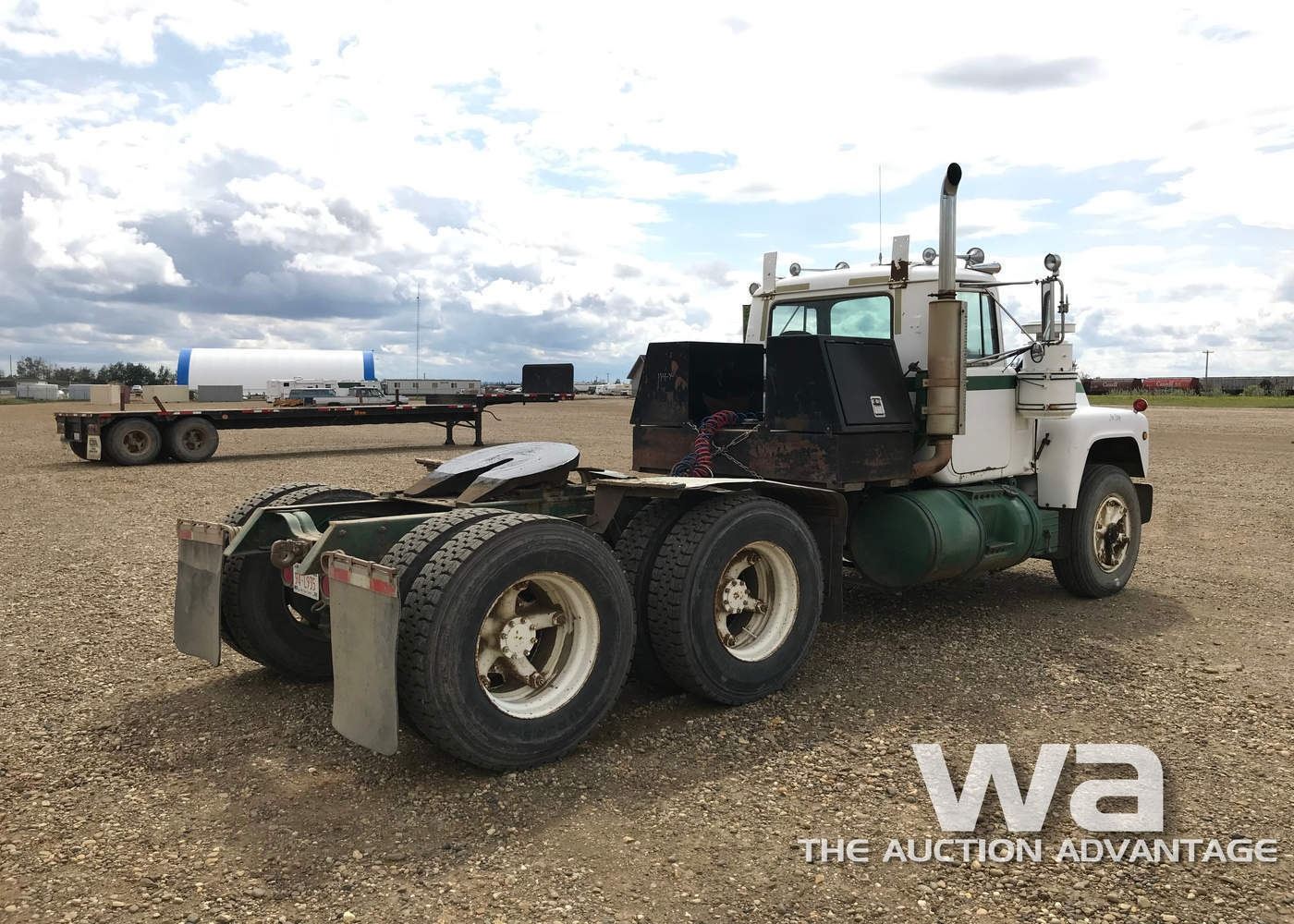 1986 Mack R 1986 MACK R688ST T/A TRUCK