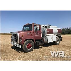 1981 7000 FORD S/A FUEL TRUCK