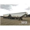 Image 2 : 2001 ADVANCE SUPER B GRAIN TRAILERS