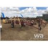 Image 2 : HESSTON 12 WHEEL V-HAY RAKE