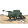 Image 3 : 1983 JOHN DEERE 8820 COMBINE