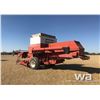 Image 4 : IHC 914 PULL TYPE COMBINE