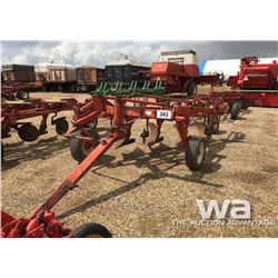 CASE 4 X 16  PLOW