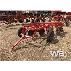 CASE 4 X 16" PLOW