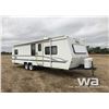 Image 2 : 2001 TOPAZ TRIPLE E TRAVEL TRAILER