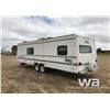 Image 4 : 2001 TOPAZ TRIPLE E TRAVEL TRAILER