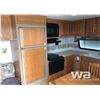 Image 6 : 2001 TOPAZ TRIPLE E TRAVEL TRAILER