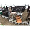 Image 1 : (4) TAN STACKING CHAIRS