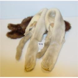 Vintage 2 WHITE MINK PELTS+Mink Collar