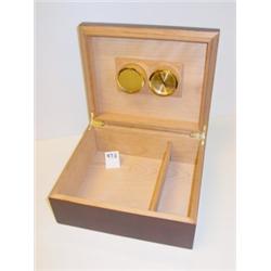 Thompson & Co CIGAR HUMIDOR - Mahogany