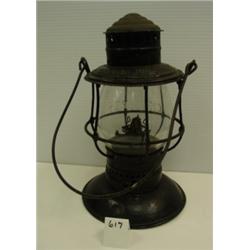 RR RAILROAD LANTERN -Milwaukee Road
