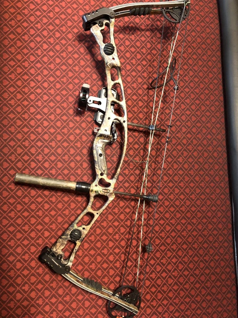 Hoyt Katera XL Bow