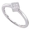 Image 1 : 0.10 CTW Princess Diamond Cluster Promise Bridal Ring 14KT White Gold - REF-19W4K