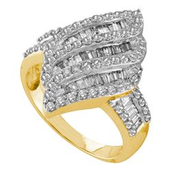 1 CTW Diamond Oval Cluster Ring 14KT Yellow Gold - REF-75N2F