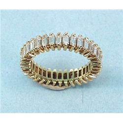 An unusual 18 kt. yellow gold eternity ring s...