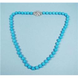 A fine 8 - 8.5 mm turquoise bead necklace wit...