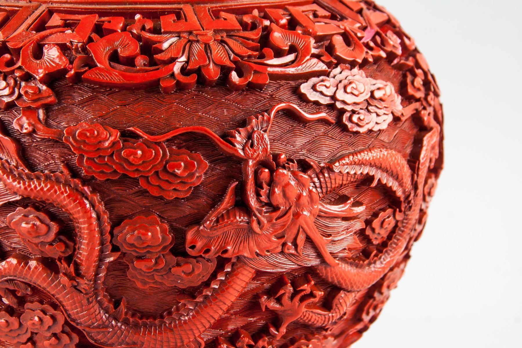 Chinese Red Cinnabar Lacquer Dragon Vase Chipped