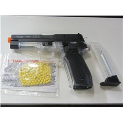New Sig Sauer P 226 Air Soft hand gun / Metal slide / 328fps